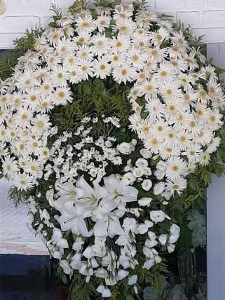 Beyaz Sarma Cenaze Çelengi - İzmir Karşıyaka Çiçek Siparişi